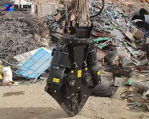 hydraulic shear on excavator for scrap steel demolition